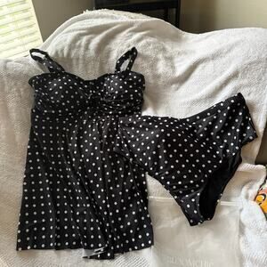 NWT Bloomchic polka dot tankini bathing suit size US 22-24